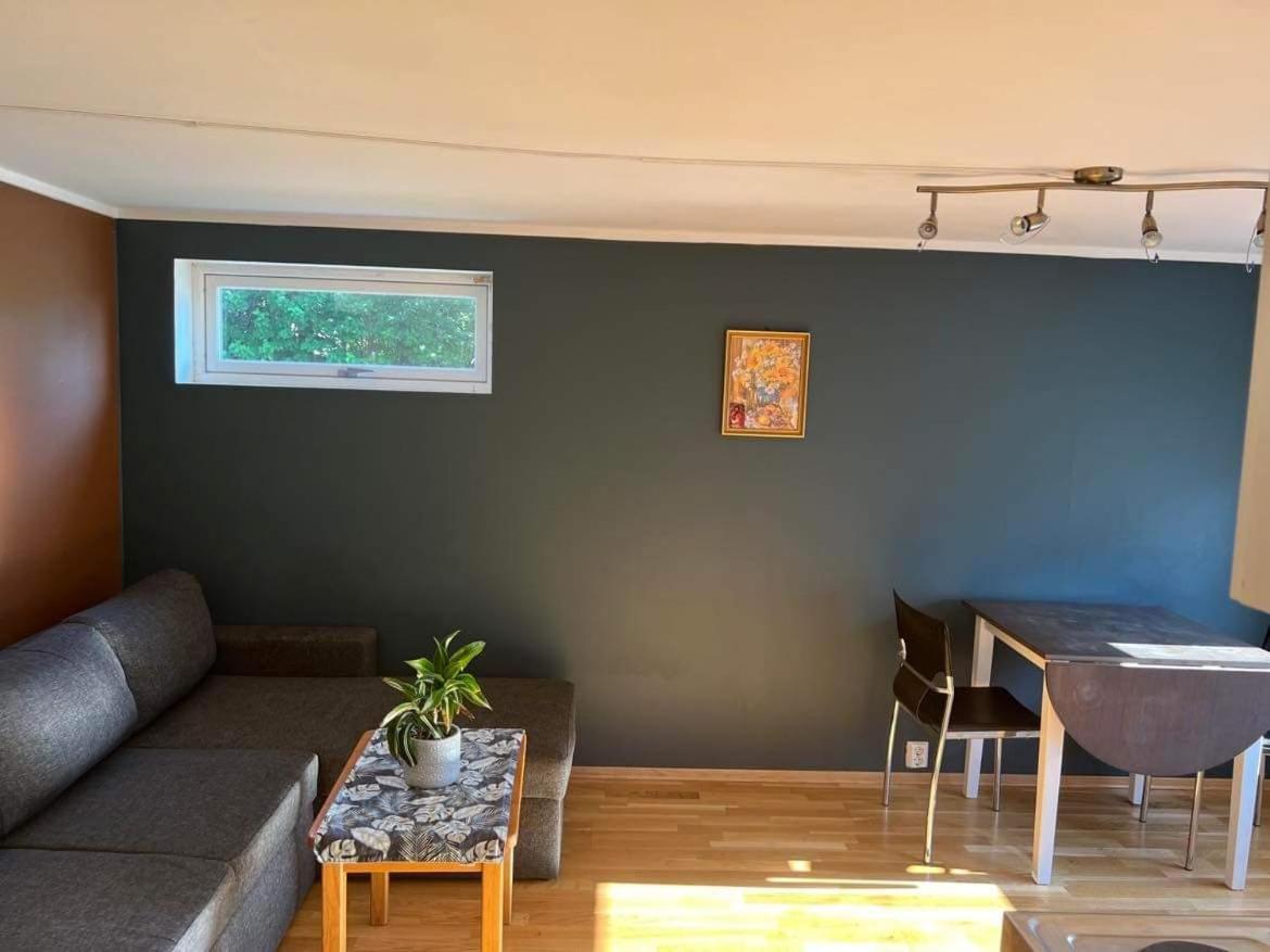 Feelhome Small 1 Bedroom Apartment Polar Vegen Tromsø Eksteriør bilde
